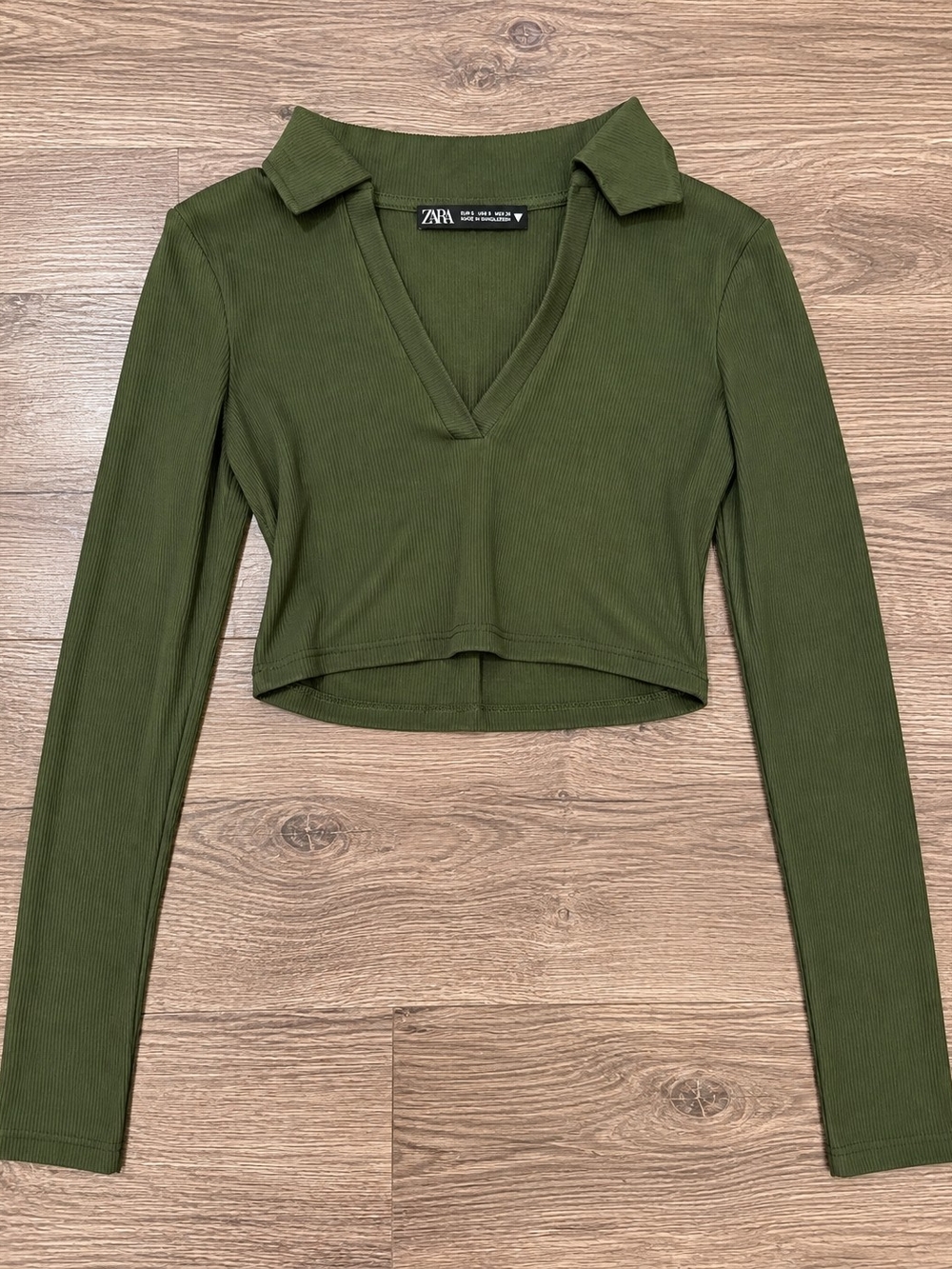 Zara Olive Ribbed Collared V-Neck Long Sleeve Crop Top